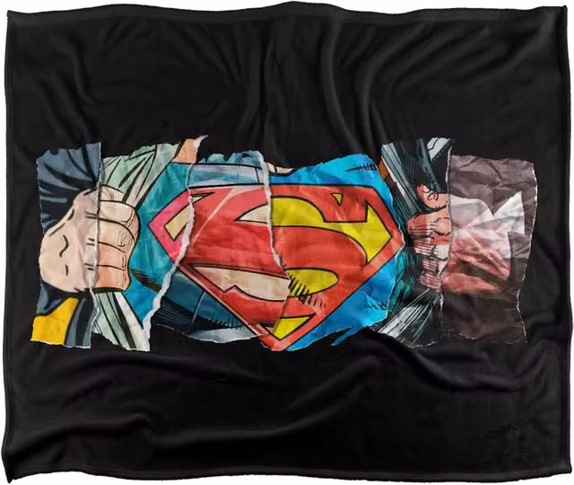 Warner Bros. Superman Super Reveal Silky Touch Super Soft Fleece Throw Blanket, Multicolour, W/D/H: 91.44 x 91.44 x 1.47 cm – 6