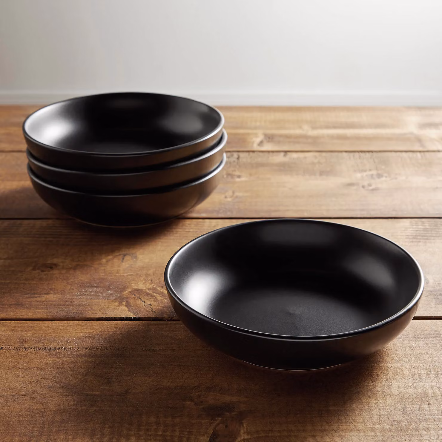 VonShef Set of 4 Black Ceramic Stoneware Pasta Bowls, 22cm Diameter – 5