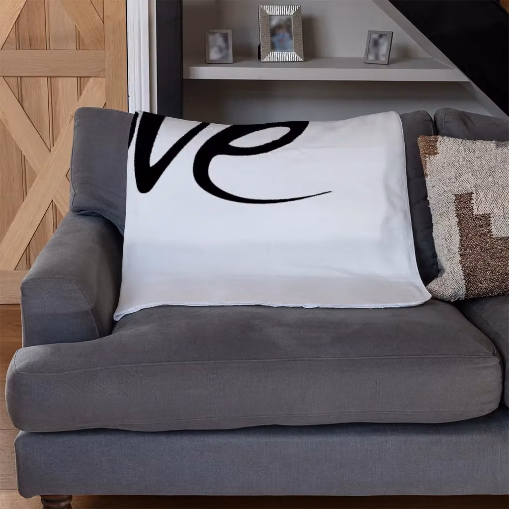 Benjamin Tate Design Love Type Fleece Blanket in Black, Beige or White, W/D/H: 120 x 150 cm – 3