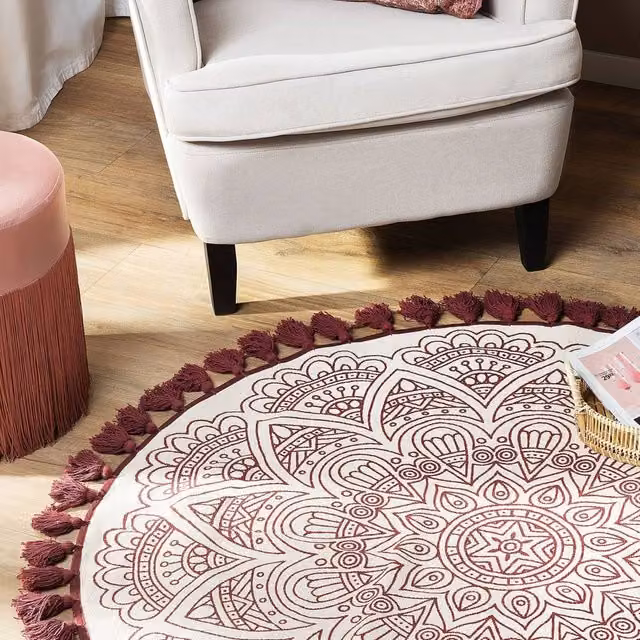 Wyld and Coco Round Cotton Rug with Red Mandala Design on Cream, Diameter: 120 cm – 1