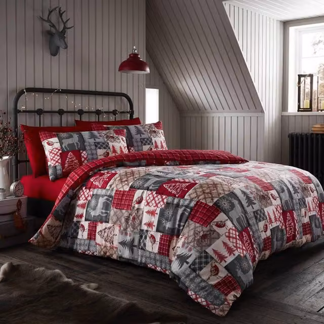 Happy Linen Company Red and Multicolour Christmas Patchwork Reversible Brushed Cotton Flannelette Duvet Cover and Pillowcase Set, W: 200 cm x D: 200 cm