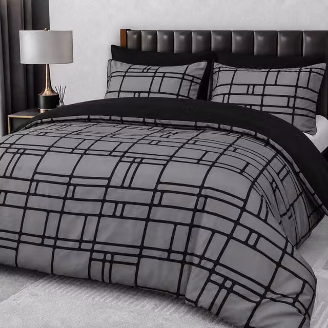 Pamposh Reversible Microfibre Duvet Cover and Pillowcase Set in Black and Grey, W: 140 cm, H: 200 cm