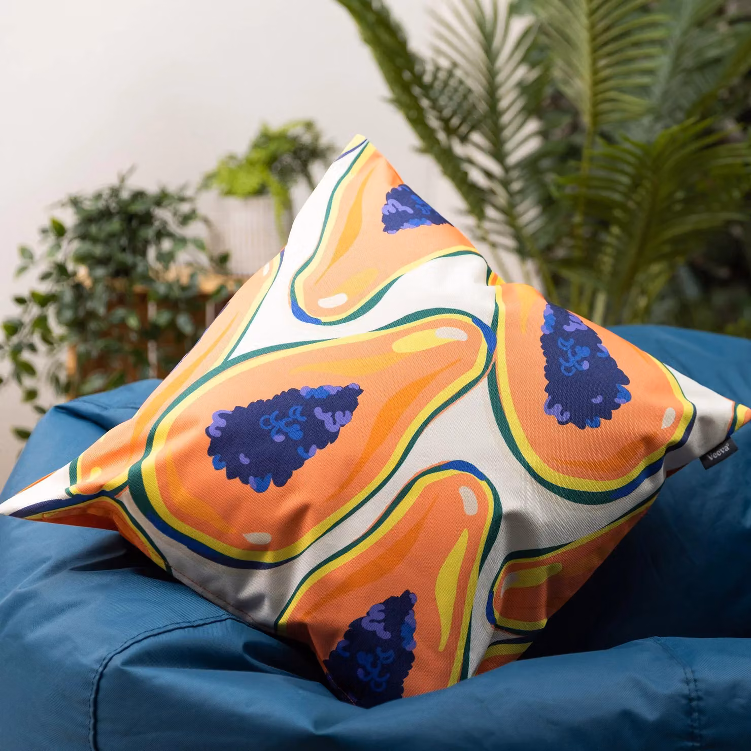 ICON Meadow Print Set of 2 Floral Outdoor Cushions in Green and Orange, W/D/H: 43 x 43 x 43 cm – 2