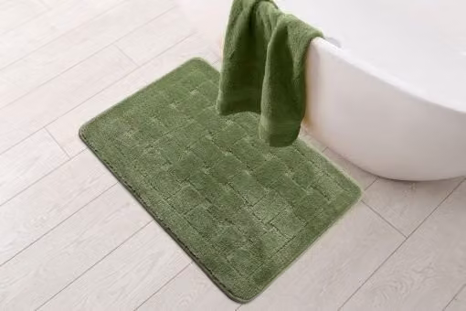 New Edge Blinds Green Rectangular Bath Mat, Width: 45 cm, Length: 75 cm