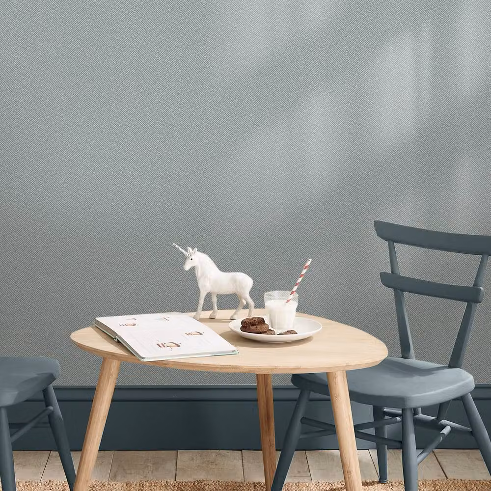 Sophie Allport Herringbone Texture Morning Fog Wallpaper in Blue and Grey, W: 52 cm, H: 1000 cm – 2