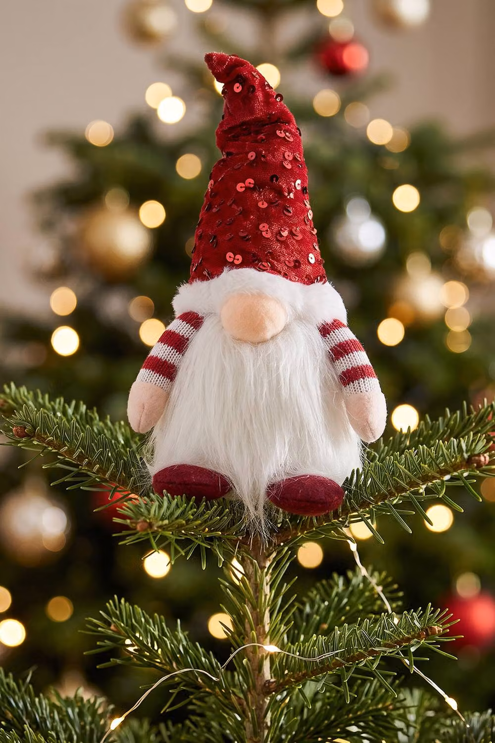 ExtraStar 3-Pack Battery-Powered Tabletop Christmas Gnome Decorations in Red, Green and Silver, Height: 15 cm – 2