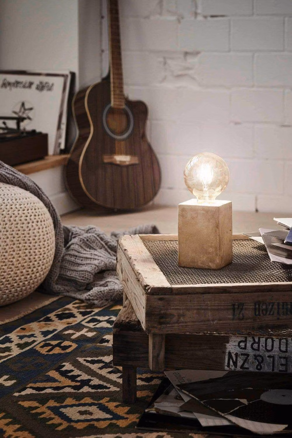 Eglo Prestwick Grey Concrete and Ceramic Industrial Table Lamp with Transparent Glass – 2
