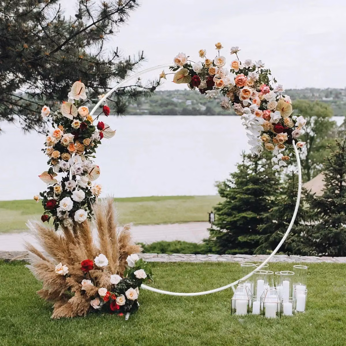 Monstershop Round White Metal Wedding Moongate Arch, Diameter: 200 cm – 3