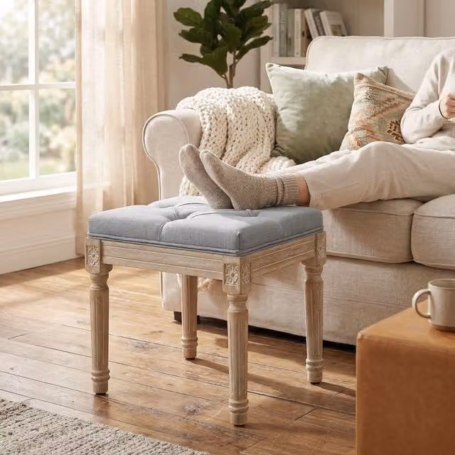 HOMCOM Vintage Rectangular Foot Stool with Wood Legs in Light Grey