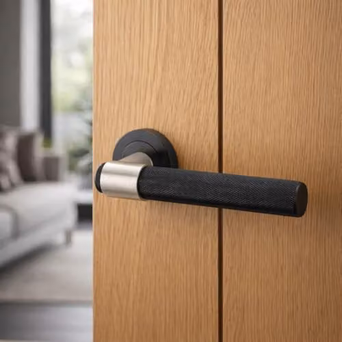 AXS Dakota Internal Door Handle Pair in Black with Rose and Concealed Fix for Wooden Doors and Standard UK Tubular Latches – 5