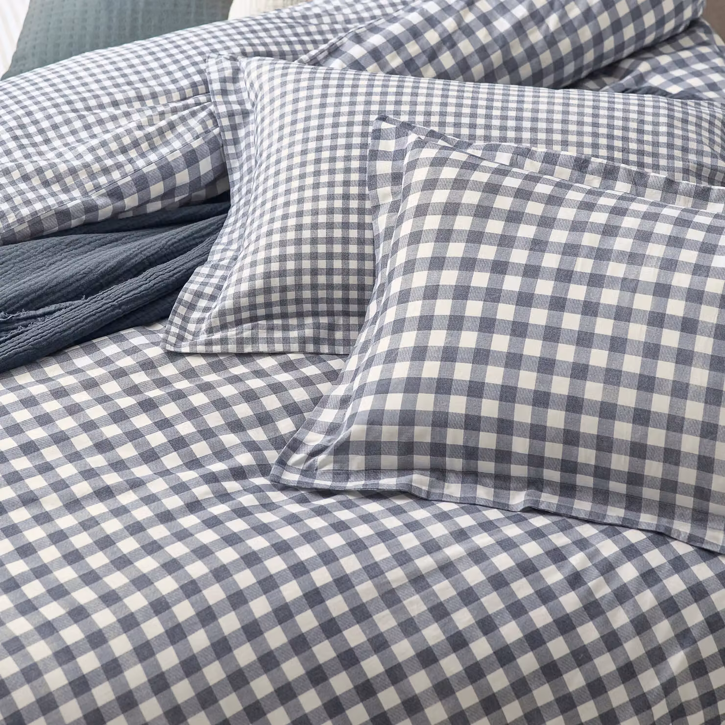 Riva Home Yard Barton Blue Checked Reversible Cotton Duvet Cover and Pillowcase Set – 2