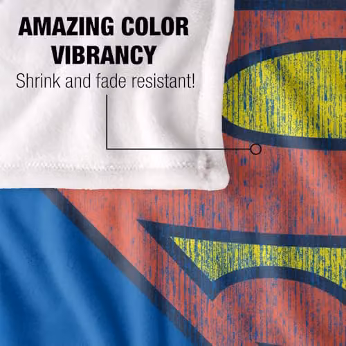 Warner Bros. DC Superman Retro Distressed Logo Super Soft Fleece Throw Blanket, Multicolour, W: 127 cm x L: 152.4 cm – 3