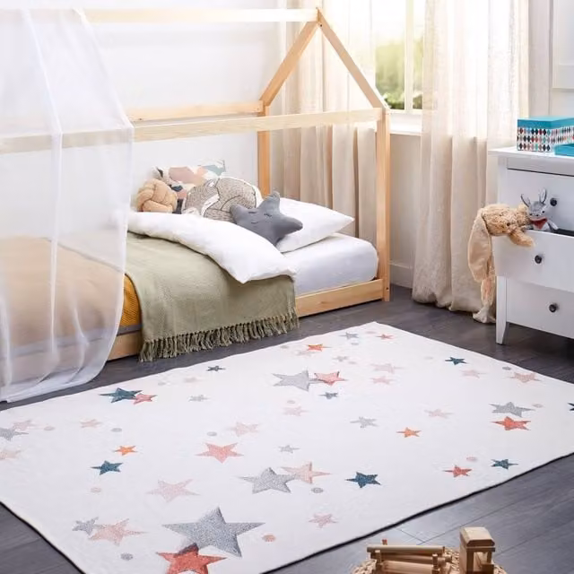 Wyld and Coco Hand Tufted Cotton Play Rug with Stars in White and Multicolour, W: 140 cm, L: 200 cm – 1