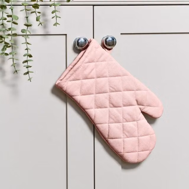 Dexam Love Set of 2 Washable Cotton Adult Gauntlets in Blush Pink