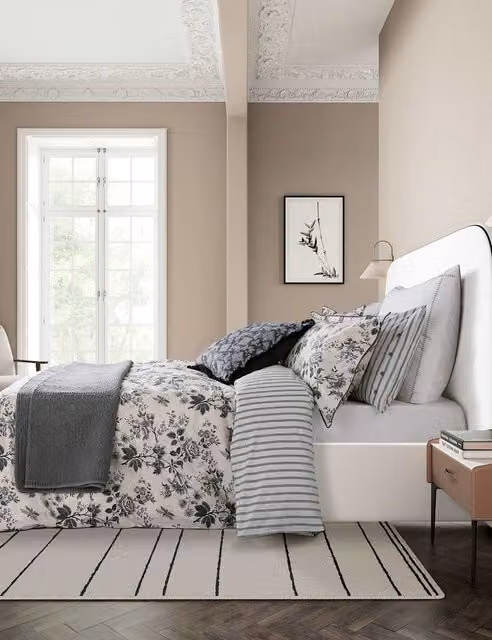 Bedeck of Belfast Florence Reversible Floral Cotton Percale Bedding Set in Anthracite and Grey, W: 180 cm x L: 200 cm