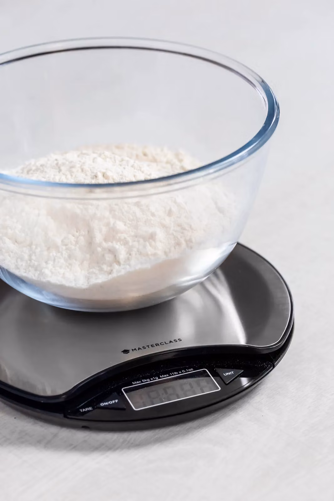 MasterClass Digital Kitchen Scale in Silver and Black with Stainless Steel Platform and Tare Function – 5