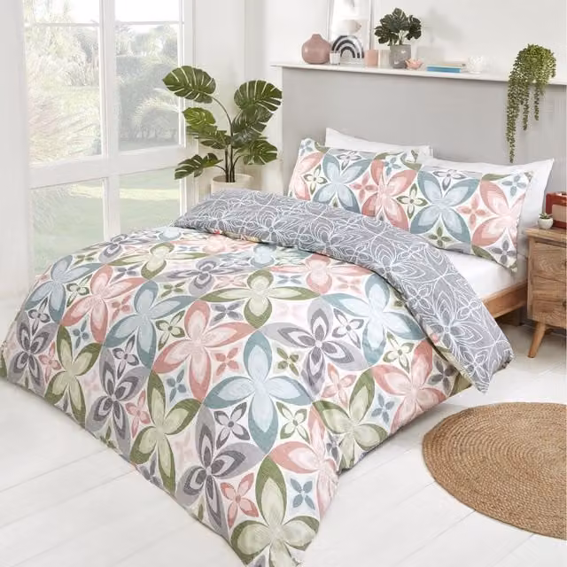 Rapport Home Retro Floral Polycotton Duvet Set with Pillowcase, Multicolour, W/D/H: 200 x 200 cm, Pillowcase: 50 x 75 cm