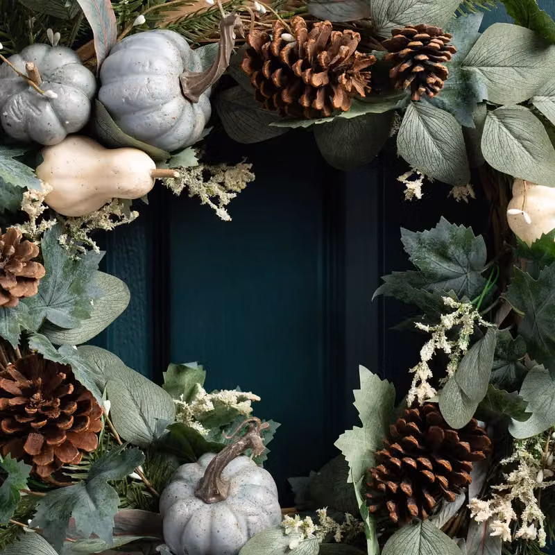Scottish Everlastings Ltd Round Pumpkin Wreath with Eucalyptus Leaves in Green, Cream and Petrol, Diameter: 65 cm – 2