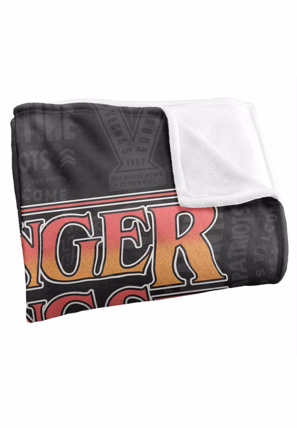 Stranger Things Hawkins Heroes Blanket, White and Multicolour, W: 152 cm, H: 127 cm – 3