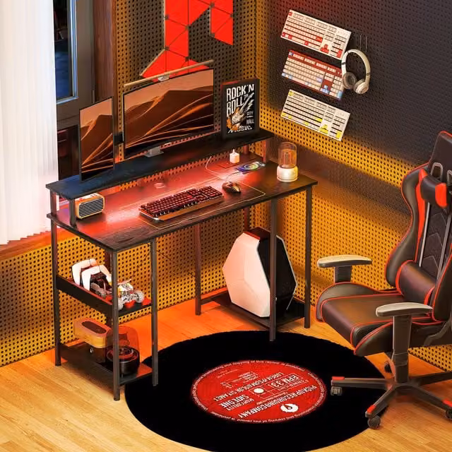 HOMCOM Reversible Modern Computer Desk with LED Light and Power Outlet, Black