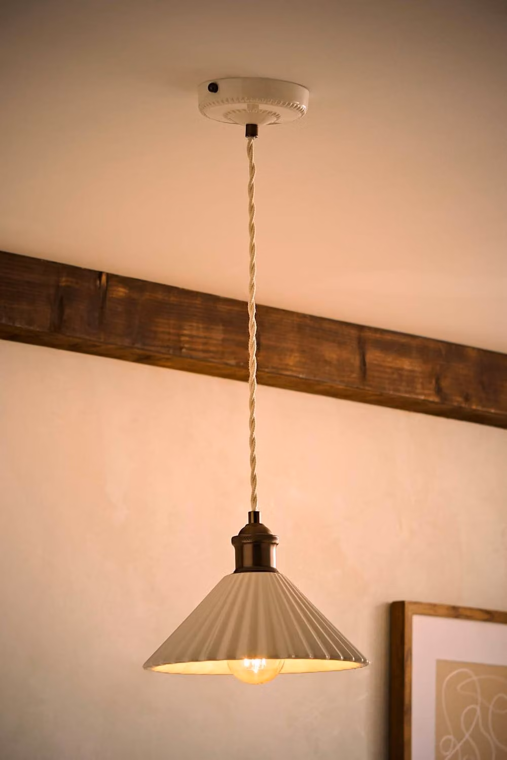 ValueLights Burford White Ceramic Ribbed Adjustable Ceiling Pendant Light with Gold/Brass Details and Warm White Bulb – 2