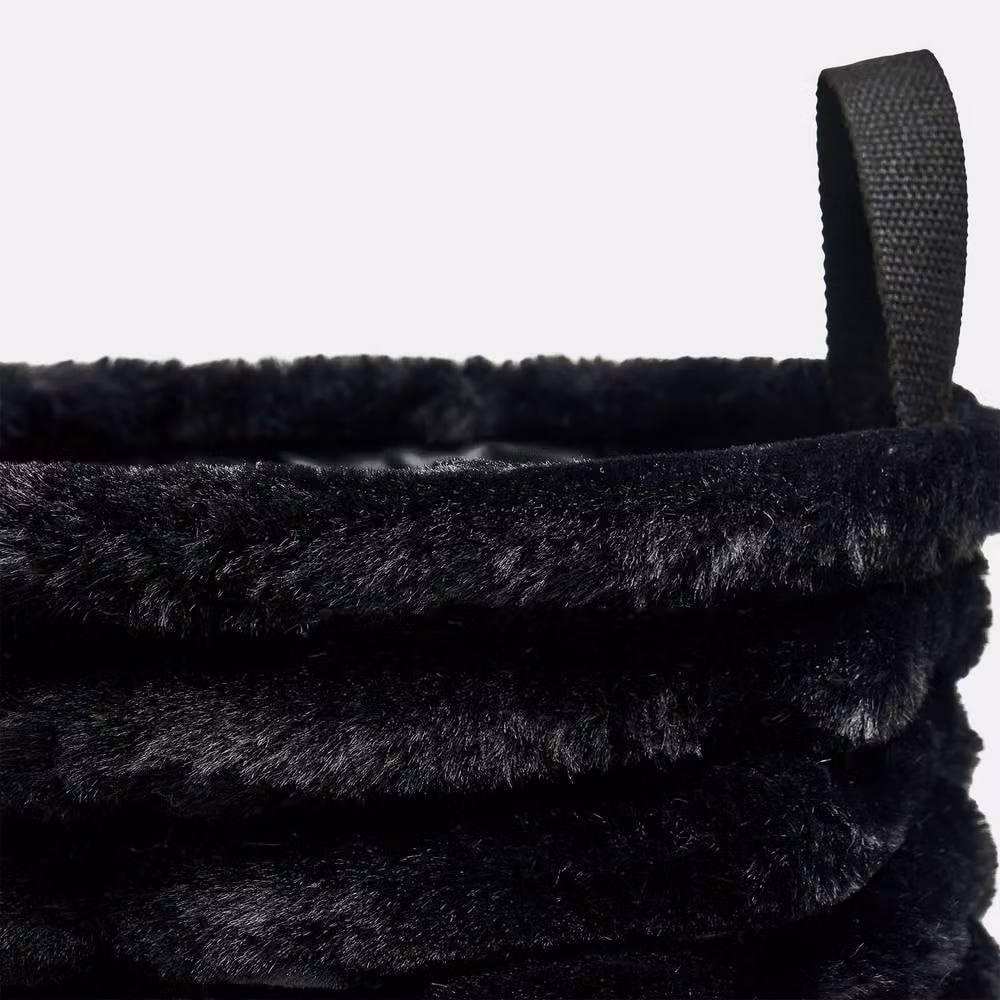 OHS Ribbed Faux Fur Small Storage Basket with Handles, Black, W/D/H: 26.0 x 26.0 x 34.0 cm – 7