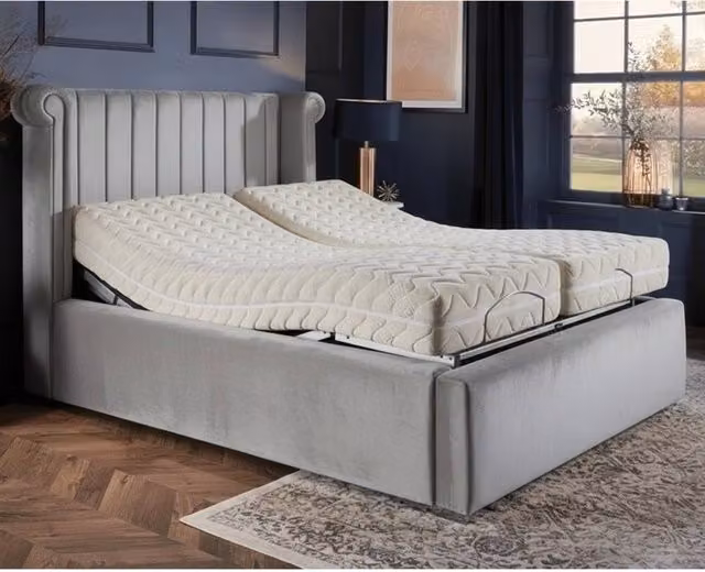 Paradise Beds Ltd Majestic Electric Adjustable Super King Bed with Spring Mattress and Geometric Upholstered Headboard in Silver, W/D/H: 200 x 200 cm