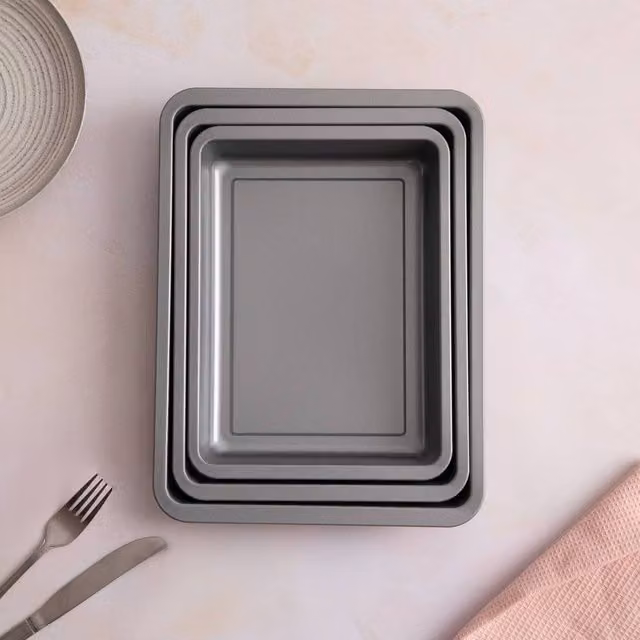 Betterware Essentials Non-Stick 3 Piece Deep Baking Tray Set in Silver