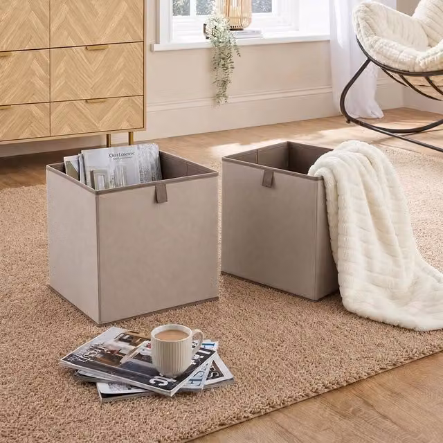 OHS 2 x Matte Velvet Cube Storage Boxes, Foldable Fabric Organisers in Beige – 1