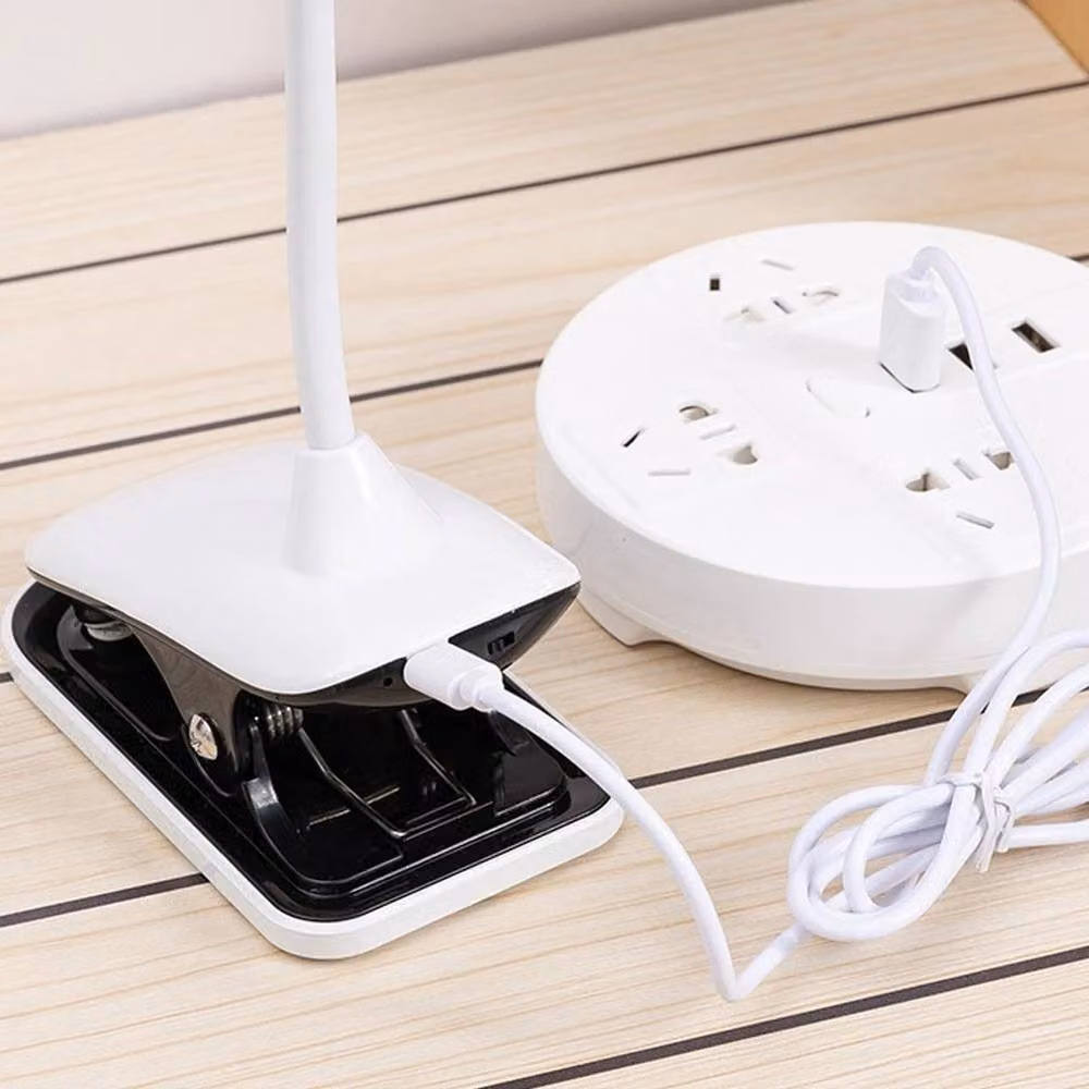 NESTLUNE LED USB Clip On Flexible Desk Lamp in White – 4