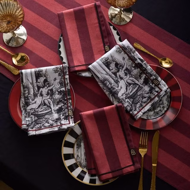 Laurence Llewelyn-Bowen Festivo Striped Cotton Napkins, Red, Set of 4, W/D/H: 40 x 40 x 40 cm – 1