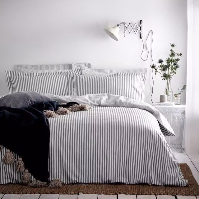 Yard Hebden Striped 100% Cotton Reversible Duvet Cover and Pillowcase Set in Grey, W/D/H: 200 x 220 cm
