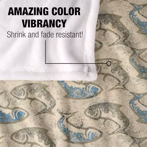 JQ Licensing Ying Yang Fish Pattern Super Soft Fleece Snuggle Blanket, Multicolour – 4
