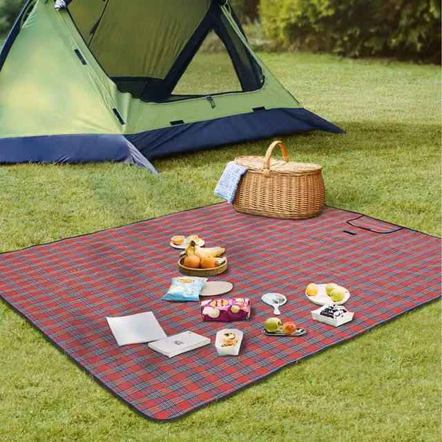 Lifeideas Red Waterproof Picnic Blanket with Carry Bag