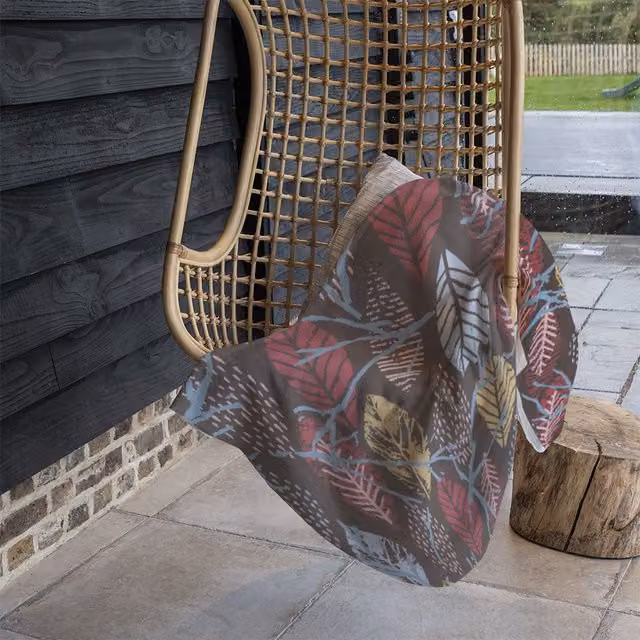 Benjamin Tate Design Prints Of Autumn Leaves Fleece Blanket in Multicolour, W/D/H: 120 x 150 cm