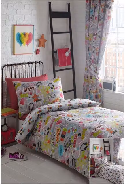 HomeSpace Direct Dance Crew Reversible Urban Graffiti Graphic Duvet Cover Set in Light Grey and Multicolour