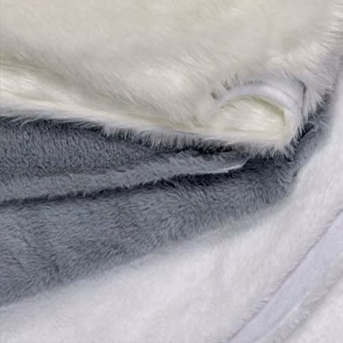 The Christmas Workshop Faux Fur Tree Skirt in White, 100cm Diameter – 3