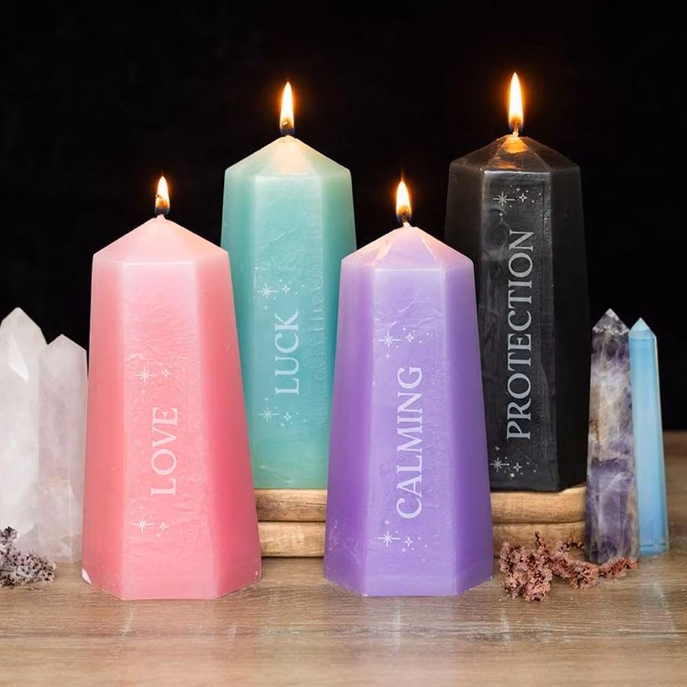 Uniqueful Love Crystal Pillar Candle with Rough Rose Quartz in Pink, Height: 15 cm – 2