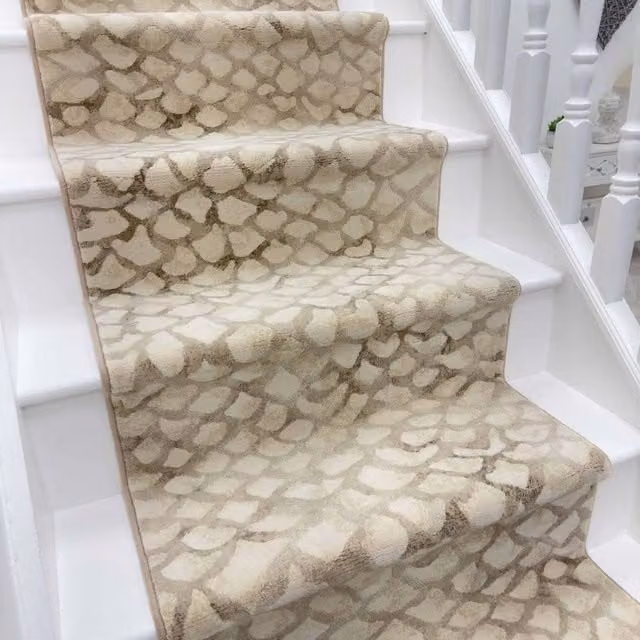 runrug Eclipse Stair Runner Carpet in Ivory, W: 66 cm x L: 510 cm