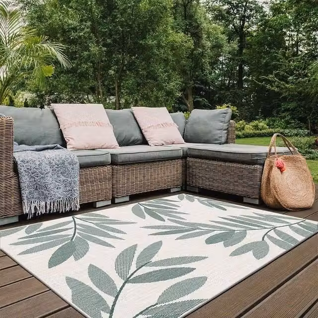 THE RUGS Reversible Trailing Leaves Duo Weave Outdoor Rug in Green, W: 160 cm, D: 230 cm