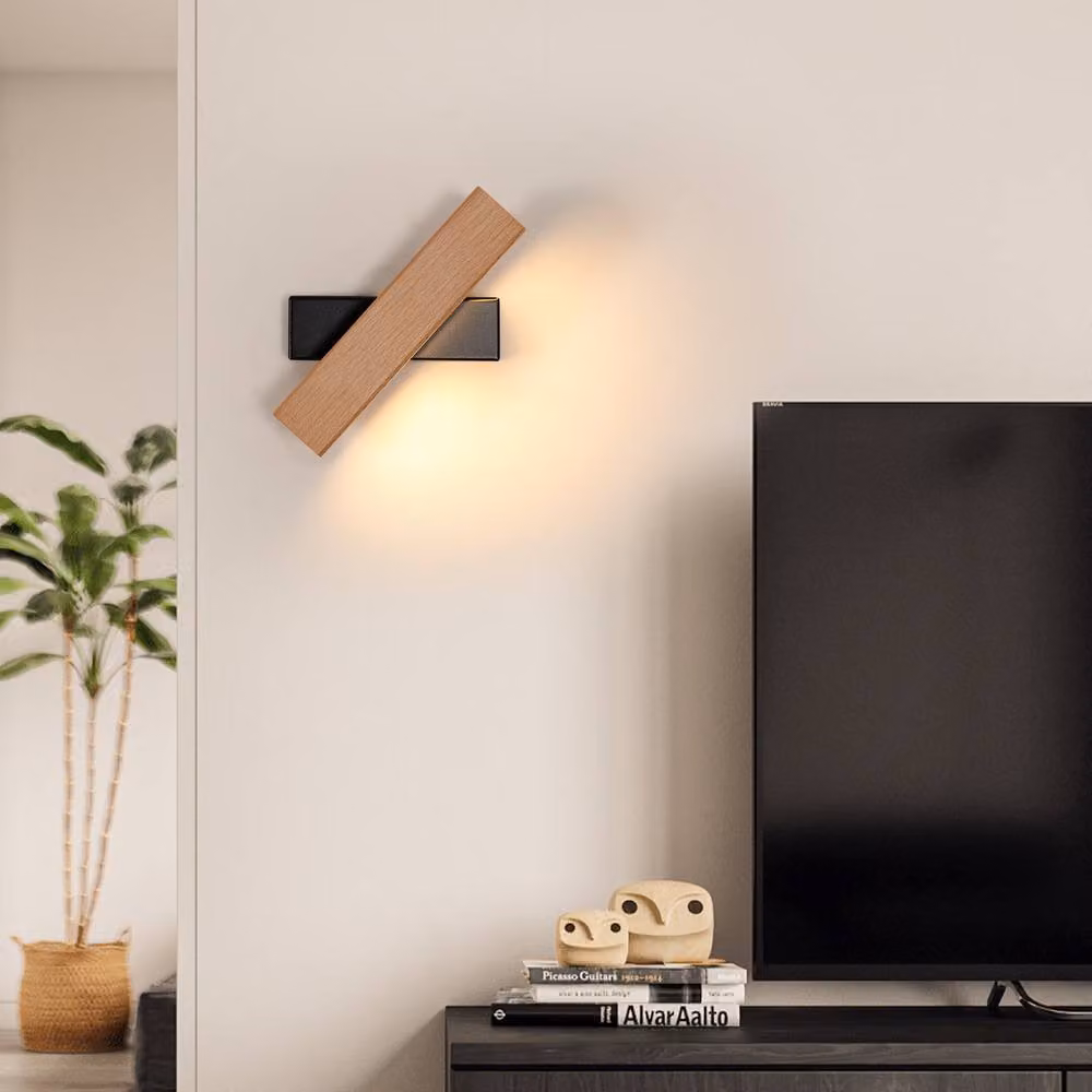 Pheashine Wood Rotatable LED Wall Lamp with 4W Warm White Light, Black Base and Light Brown Wood, W/D/H: 21 x 5 x 8 cm – 2