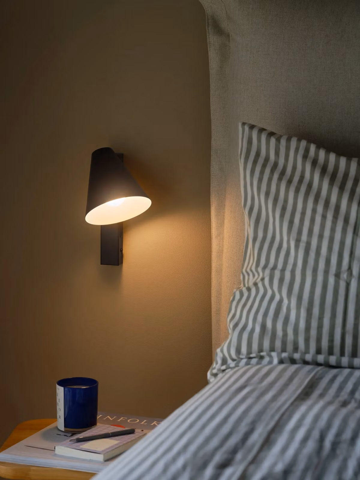 Nordlux Wilmer Adjustable Black Metal Wall Light with E14 Socket for Bedroom or Reading – 4