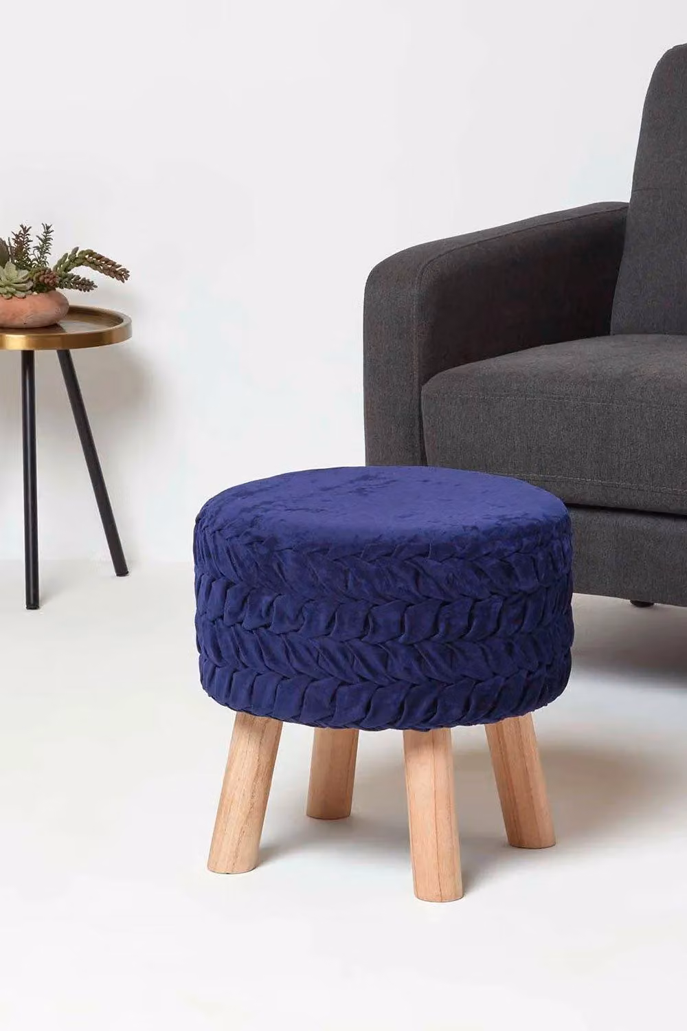 Homescapes Lyla Pleated Velvet Footstool in Blue – 2
