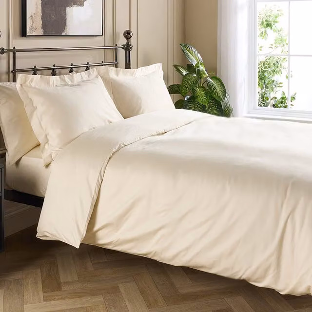 Hotel Pure Luxury 4 Star Cotton Percale Duvet Cover Set, Beige, 200 x 200 cm
