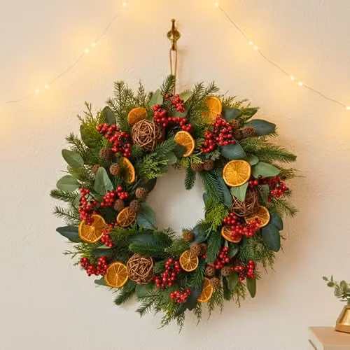 Shatchi Rustic Christmas Wreath with Eucalyptus, Berries and Rattan Balls in Orange, Red and Green, Diameter: 60 cm – 2