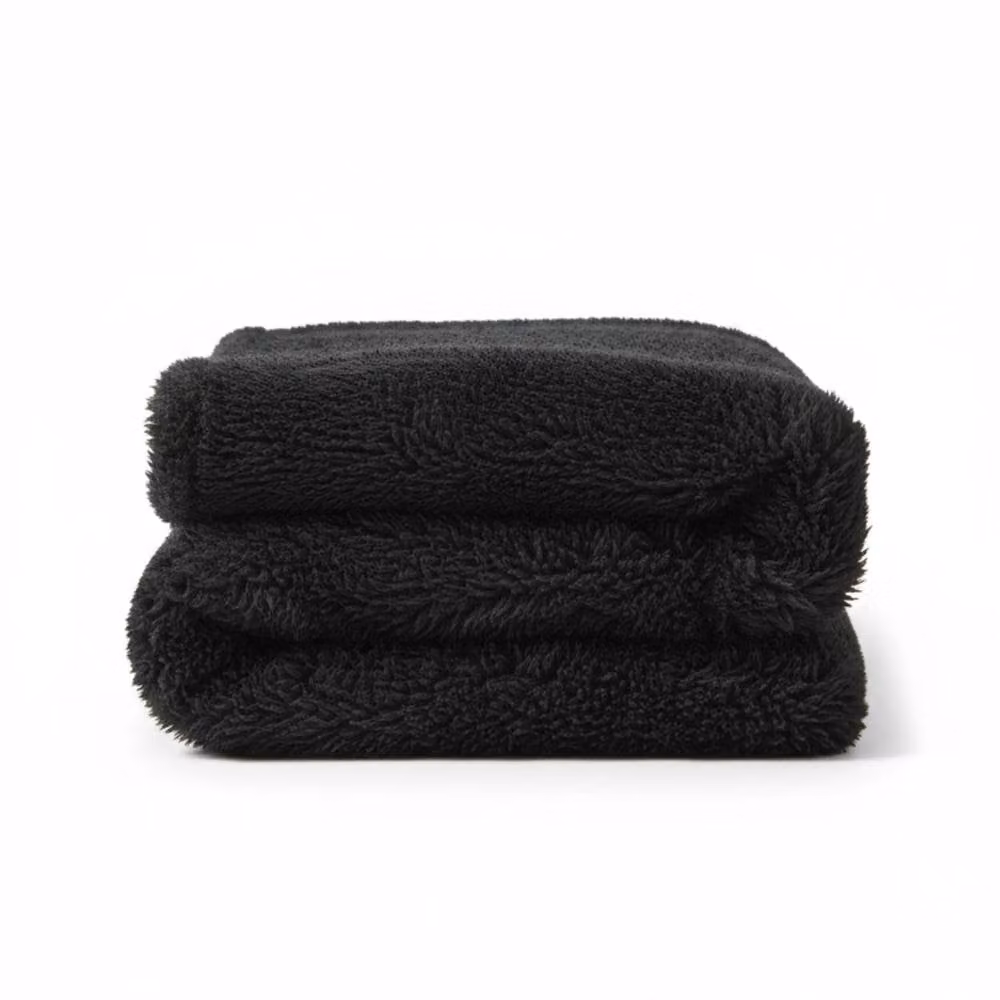 Snug City Extra Fluffy Plush Throw Blanket in Black, W/D/H: 150 x 200 cm – 2