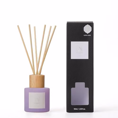Aroma Naturals Reed Diffuser 50ml in Pink Lemon and Lavender Scent or Purple Vanilla Bean Scent – 2