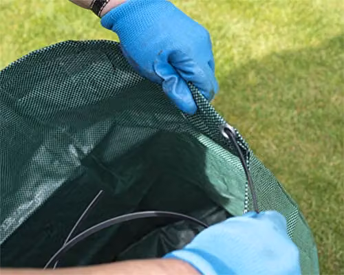 St Helens Heavy Duty Garden Waste Bags in Green, 120 Litre – 3
