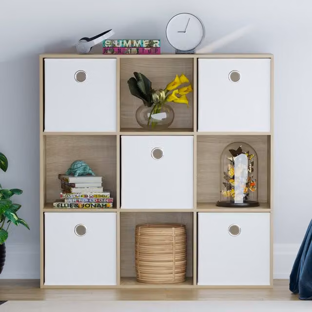 Vida Designs Durham 9 Cube Storage Unit in Oak with 5 White Baskets