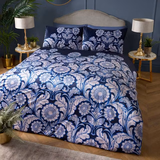 Laurence Llewelyn-Bowen Romilly Blue Floral Jacquard Reversible Duvet Cover Set, W: 140 cm, H: 200 cm – 1